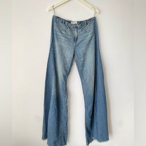 Free People flare denim low rise size 28 \ 100% cotton